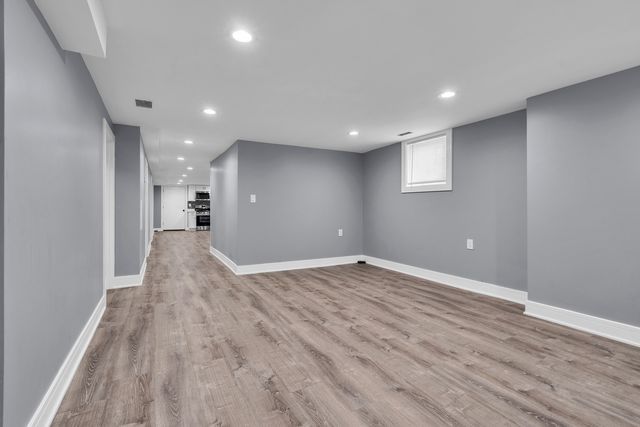 2424 W Hollywood Avenue 3, Chicago, IL 60659