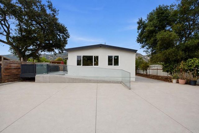 15613 Hawley Court, El Cajon, CA 92021