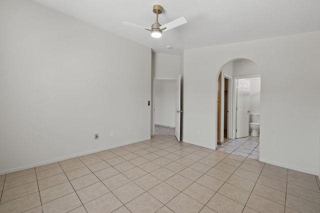 2157 Dandelion Avenue, Tulare, CA 93274
