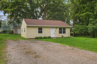1091 Hickory Street, Dewitt Twp, MI 48906