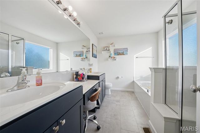 424 Rock Ridge Road, Wentzville, MO 63385