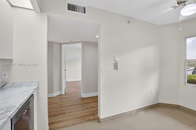 701 SW 142nd Avenue 113S, Pembroke Pines, FL 33027