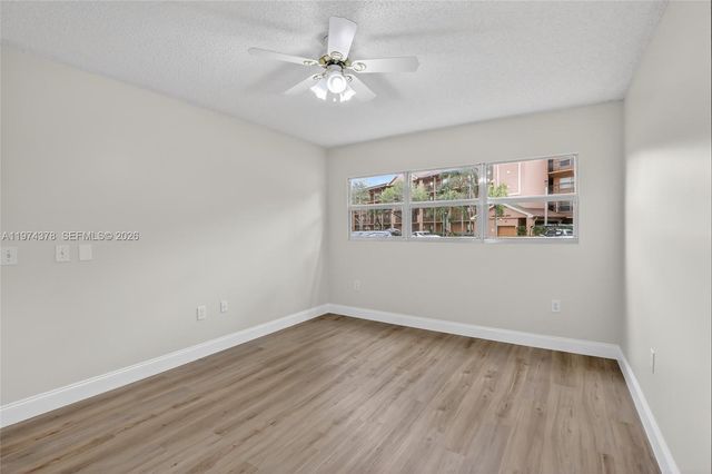 701 SW 142nd Avenue 113S, Pembroke Pines, FL 33027