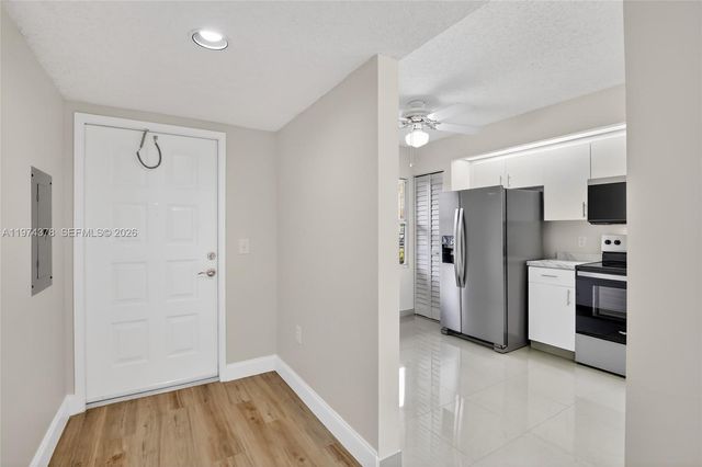701 SW 142nd Avenue 113S, Pembroke Pines, FL 33027