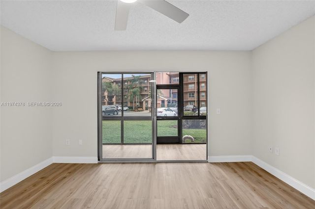 701 SW 142nd Avenue 113S, Pembroke Pines, FL 33027