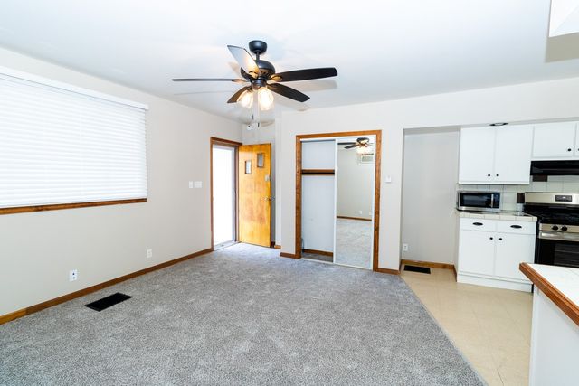 553 Foundry St, Shaler, PA 15215