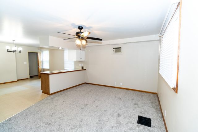 553 Foundry St, Shaler, PA 15215