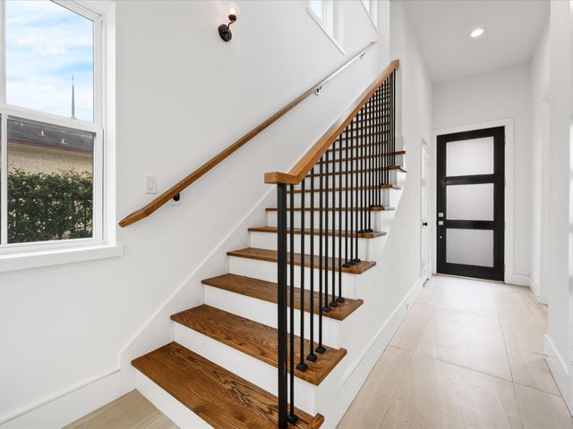 802 Detering Street, Houston, TX 77007