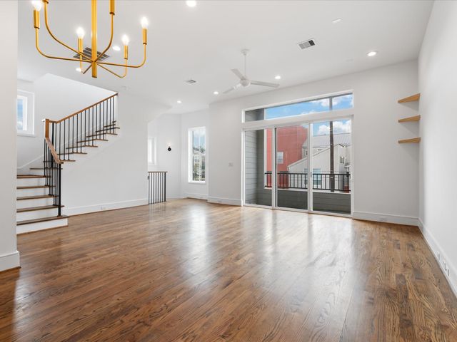 802 Detering Street, Houston, TX 77007