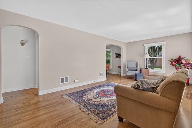 1501 Blanchan Avenue, La Grange Park, IL 60526