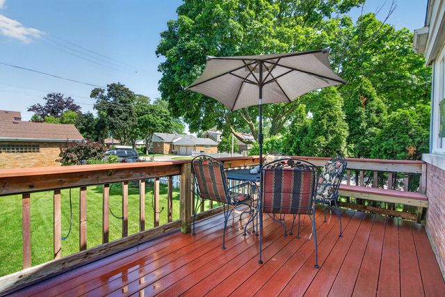 1501 Blanchan Avenue, La Grange Park, IL 60526