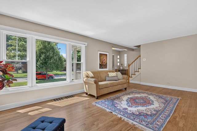 1501 Blanchan Avenue, La Grange Park, IL 60526