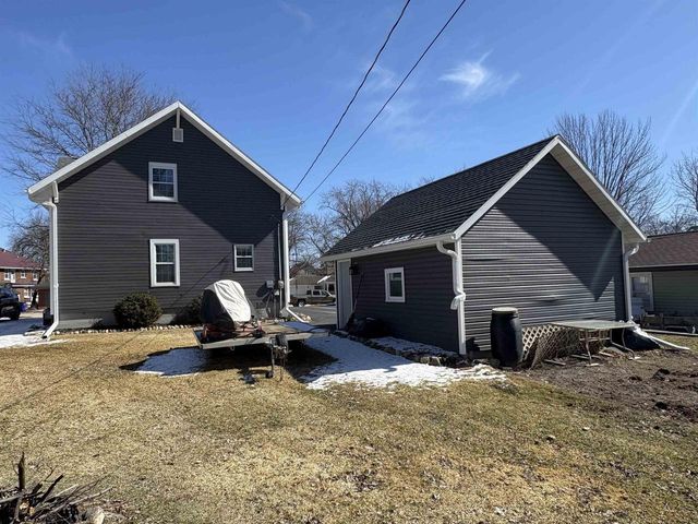 107 S 2ND STREET, Bonduel, WI 54107