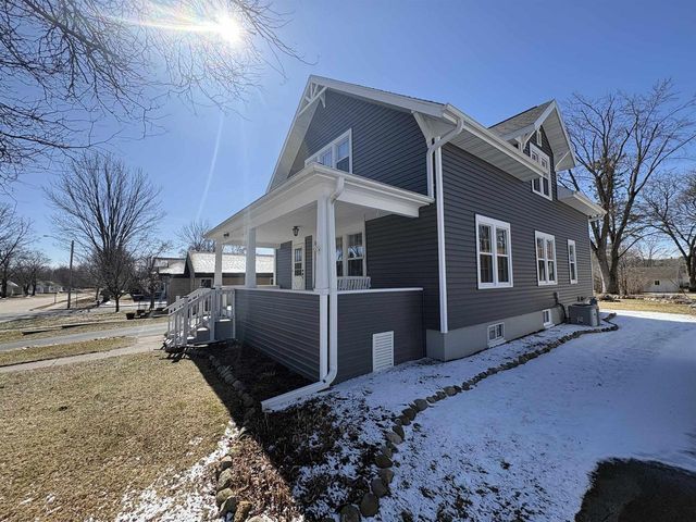 107 S 2ND STREET, Bonduel, WI 54107