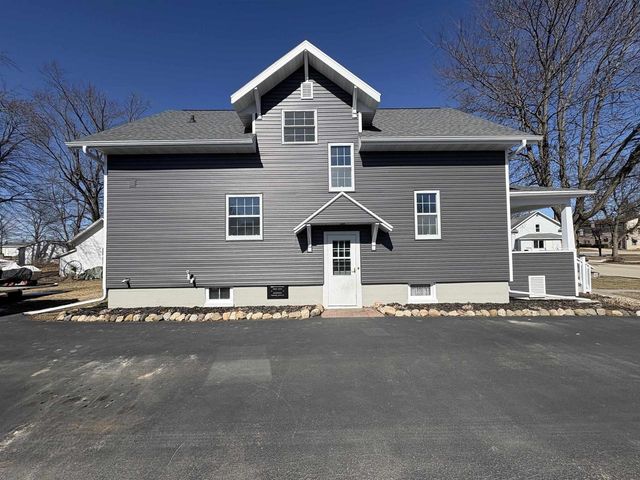 107 S 2ND STREET, Bonduel, WI 54107