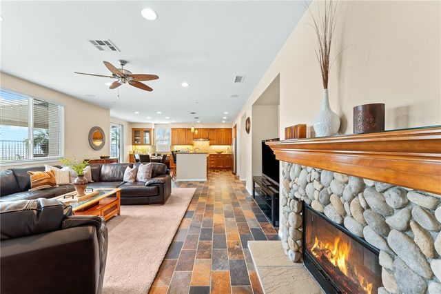 29029 Easton Lane, Highland, CA 92346