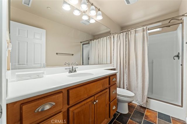 29029 Easton Lane, Highland, CA 92346