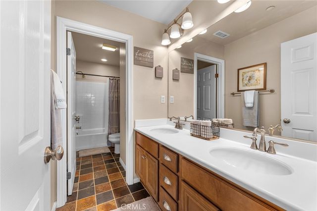 29029 Easton Lane, Highland, CA 92346