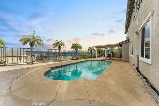 29029 Easton Lane, Highland, CA 92346