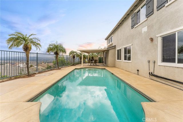 29029 Easton Lane, Highland, CA 92346
