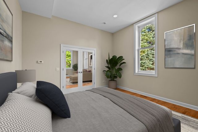 738 Lyster Road, Highwood, IL 60040