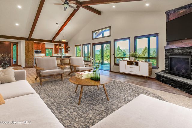 273 Paradise Valley Rd, Bonners Ferry, ID 83805