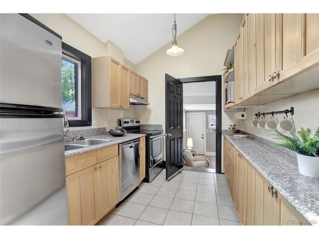 457 Fox St, Denver, CO 80204