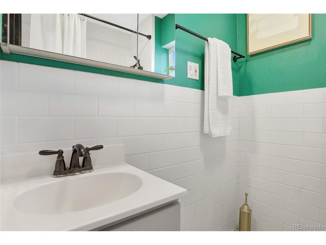 457 Fox St, Denver, CO 80204