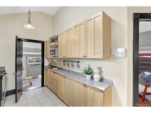 457 Fox St, Denver, CO 80204