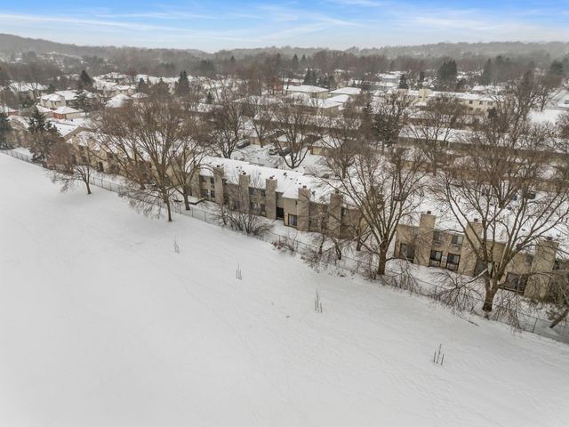 192 Bridlewood Drive, Saint Paul, MN 55119