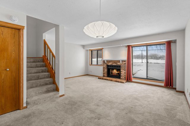 192 Bridlewood Drive, Saint Paul, MN 55119