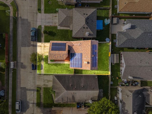 8514 Woodcamp Drive, Houston, TX 77088