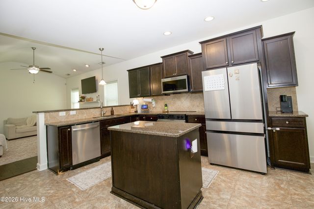 216 Blue Bay Lane, Cameron, NC 28326