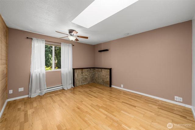 19109 57th Street E, Lake Tapps, WA 98391