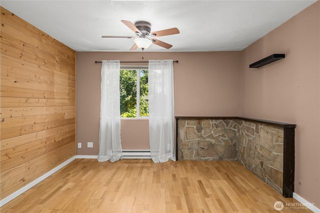 19109 57th Street E, Lake Tapps, WA 98391