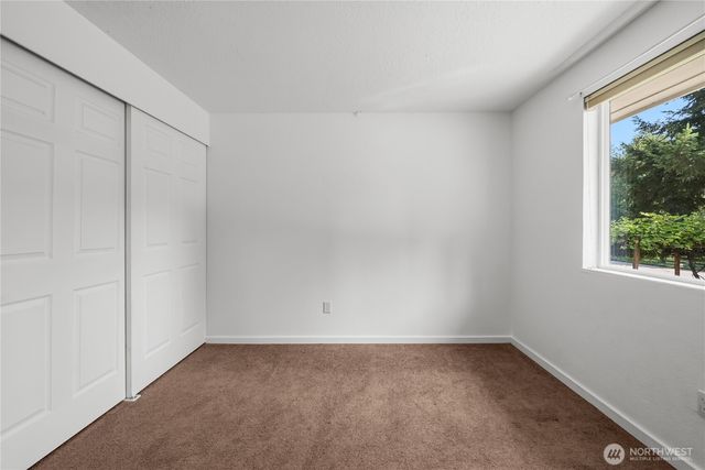 19109 57th Street E, Lake Tapps, WA 98391