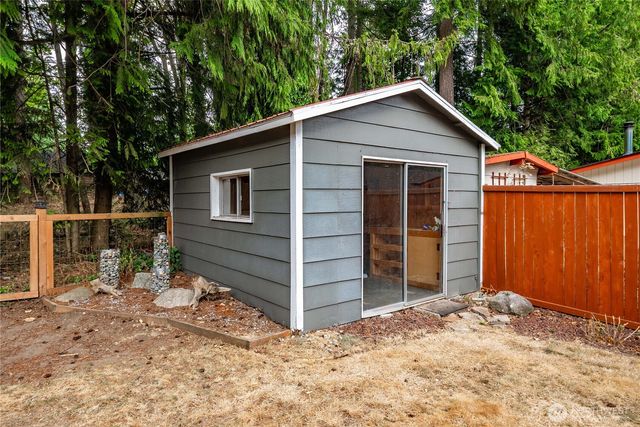 19109 57th Street E, Lake Tapps, WA 98391