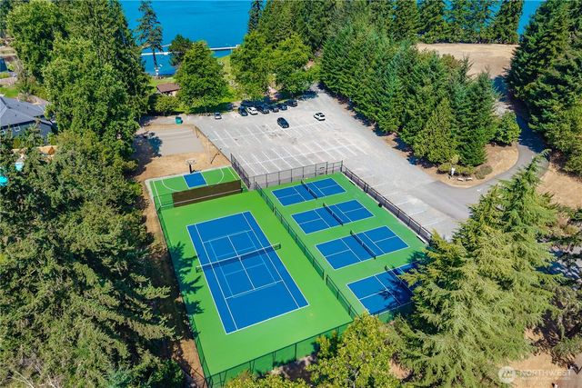 19109 57th Street E, Lake Tapps, WA 98391