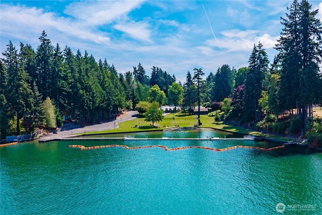 19109 57th Street E, Lake Tapps, WA 98391