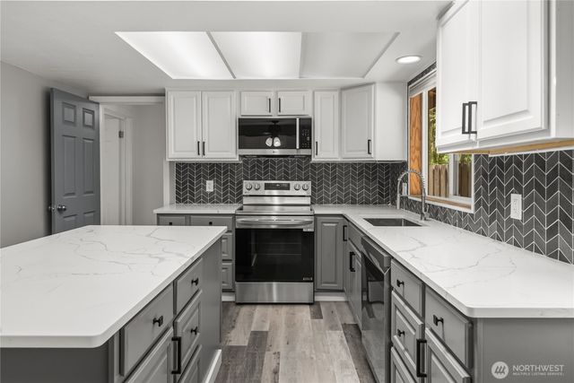 19109 57th Street E, Lake Tapps, WA 98391