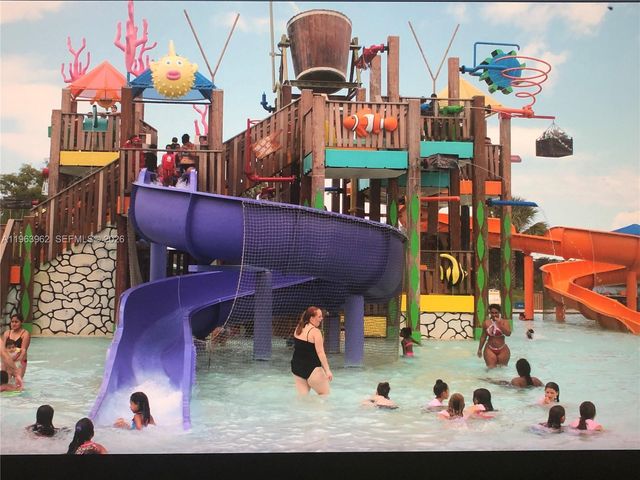 255 SW 159th Pl ., Pembroke Pines, FL 33027