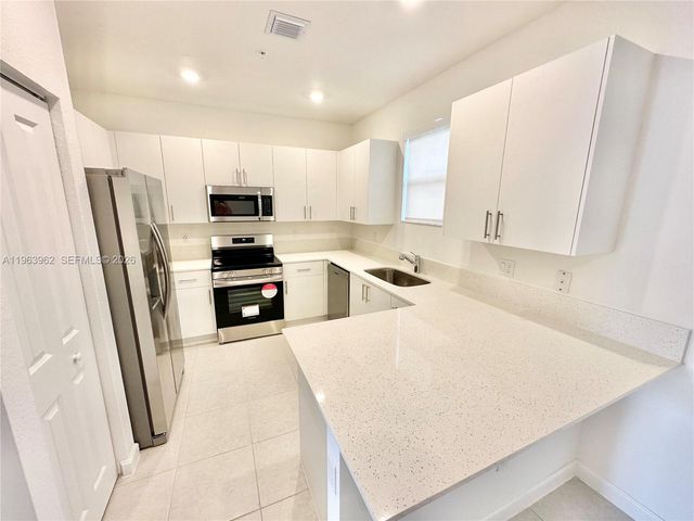 255 SW 159th Pl ., Pembroke Pines, FL 33027