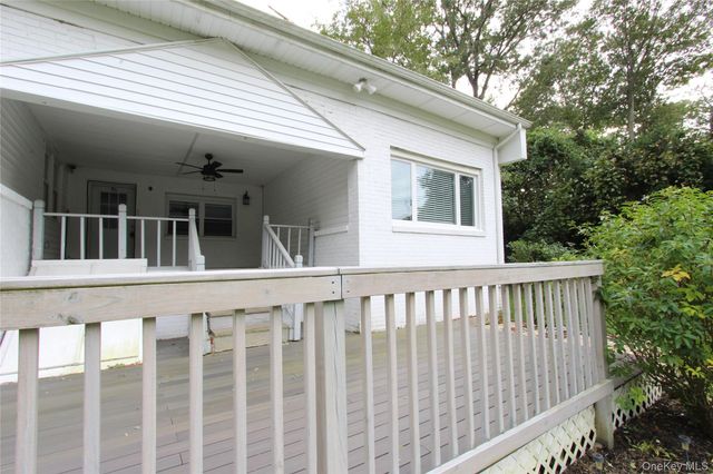 40 Flowerfield Road, Sound Beach, NY 11789
