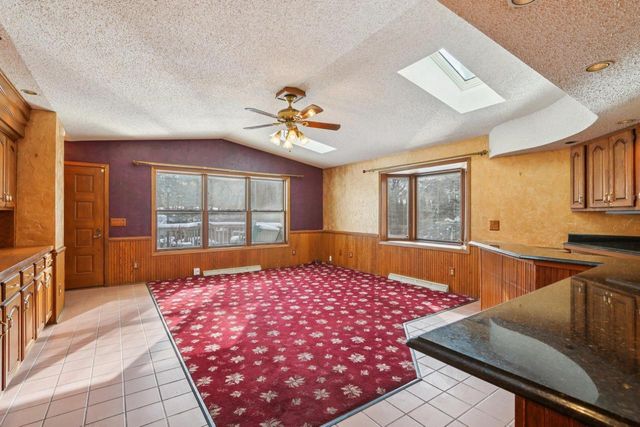 1717 Wicklow Way, Madison, WI 53711