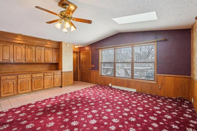 1717 Wicklow Way, Madison, WI 53711