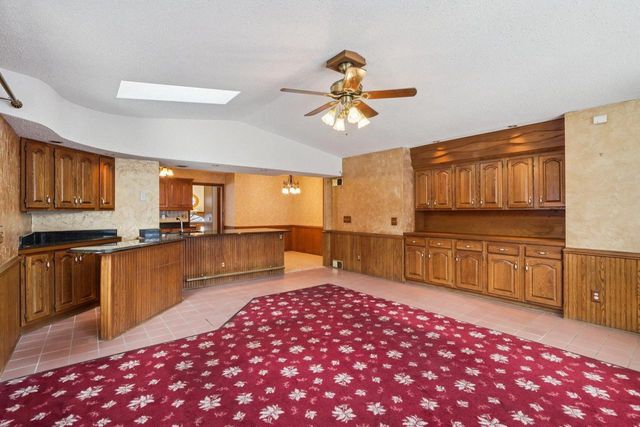 1717 Wicklow Way, Madison, WI 53711