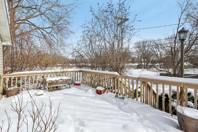 1717 Wicklow Way, Madison, WI 53711