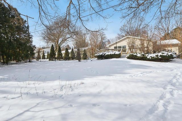 1717 Wicklow Way, Madison, WI 53711