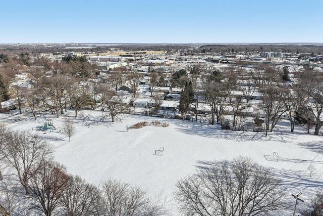 1717 Wicklow Way, Madison, WI 53711