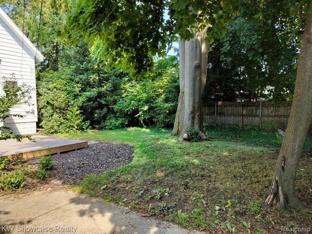 1828 N LAFAYETTE Avenue, Royal Oak, MI 48073